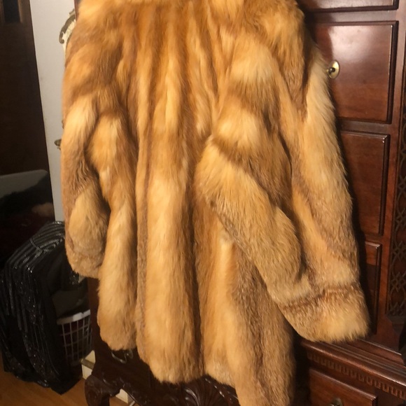 Red Fox Walking Coat Jacket - Picture 8 of 9